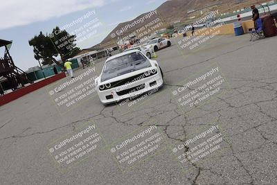media/Jun-01-2025-CalClub SCCA (Sun) [[eae223c5dd]]/Around pit/